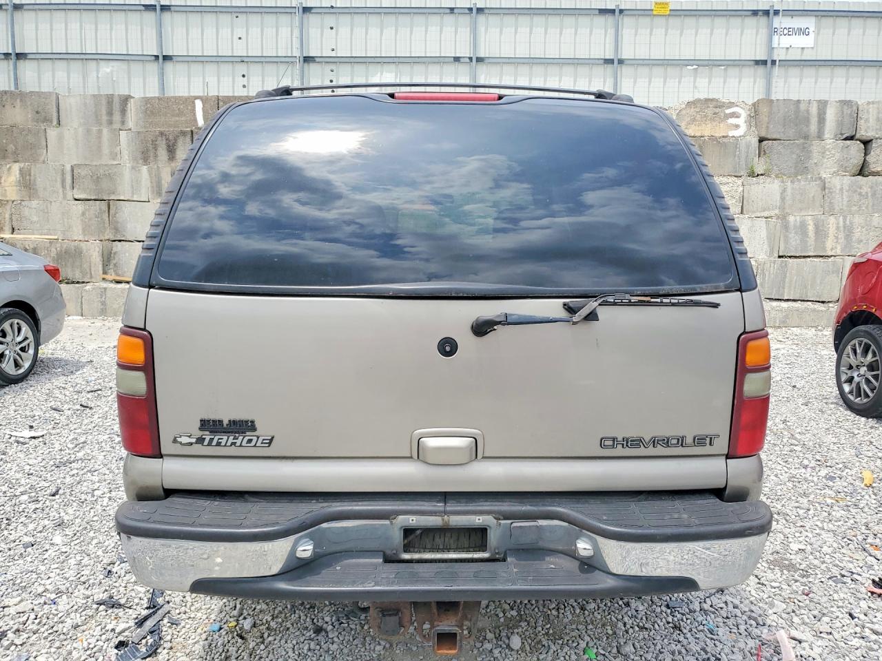 2001 Chevrolet Tahoe K1500 - Фото 6