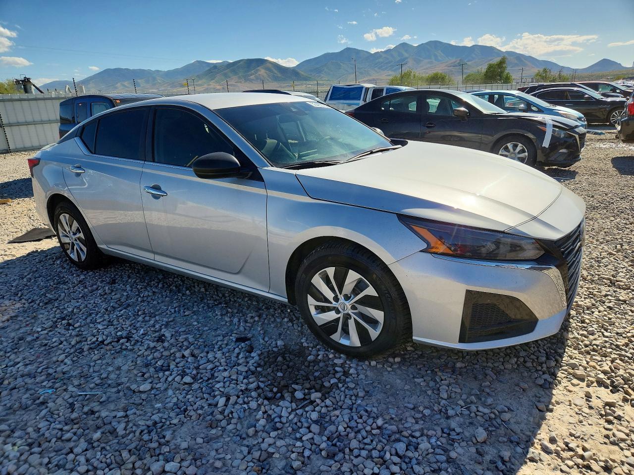 2024 Nissan Altima S - Фото 4