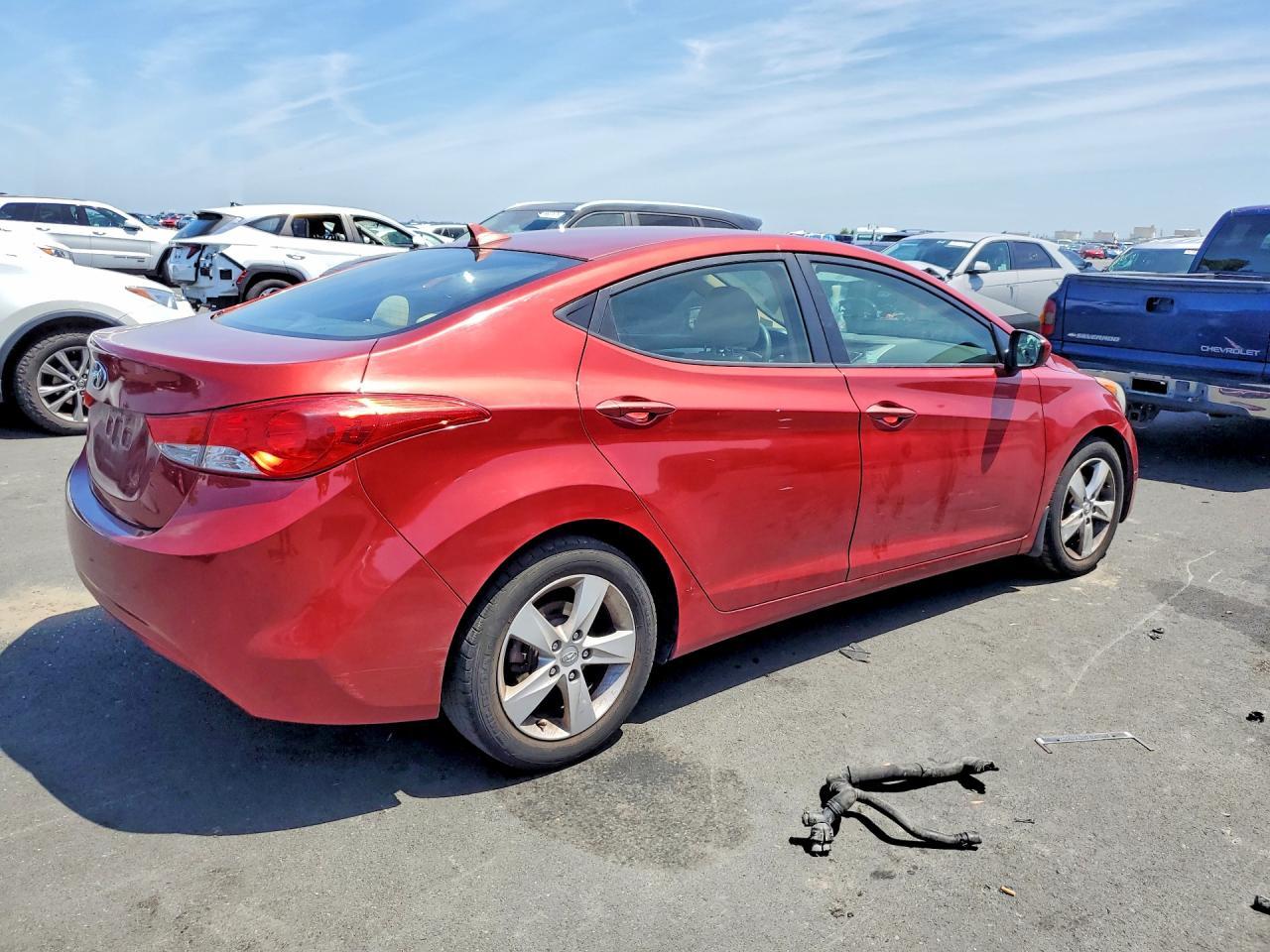 2013 Hyundai Elantra Gls - Фото 3