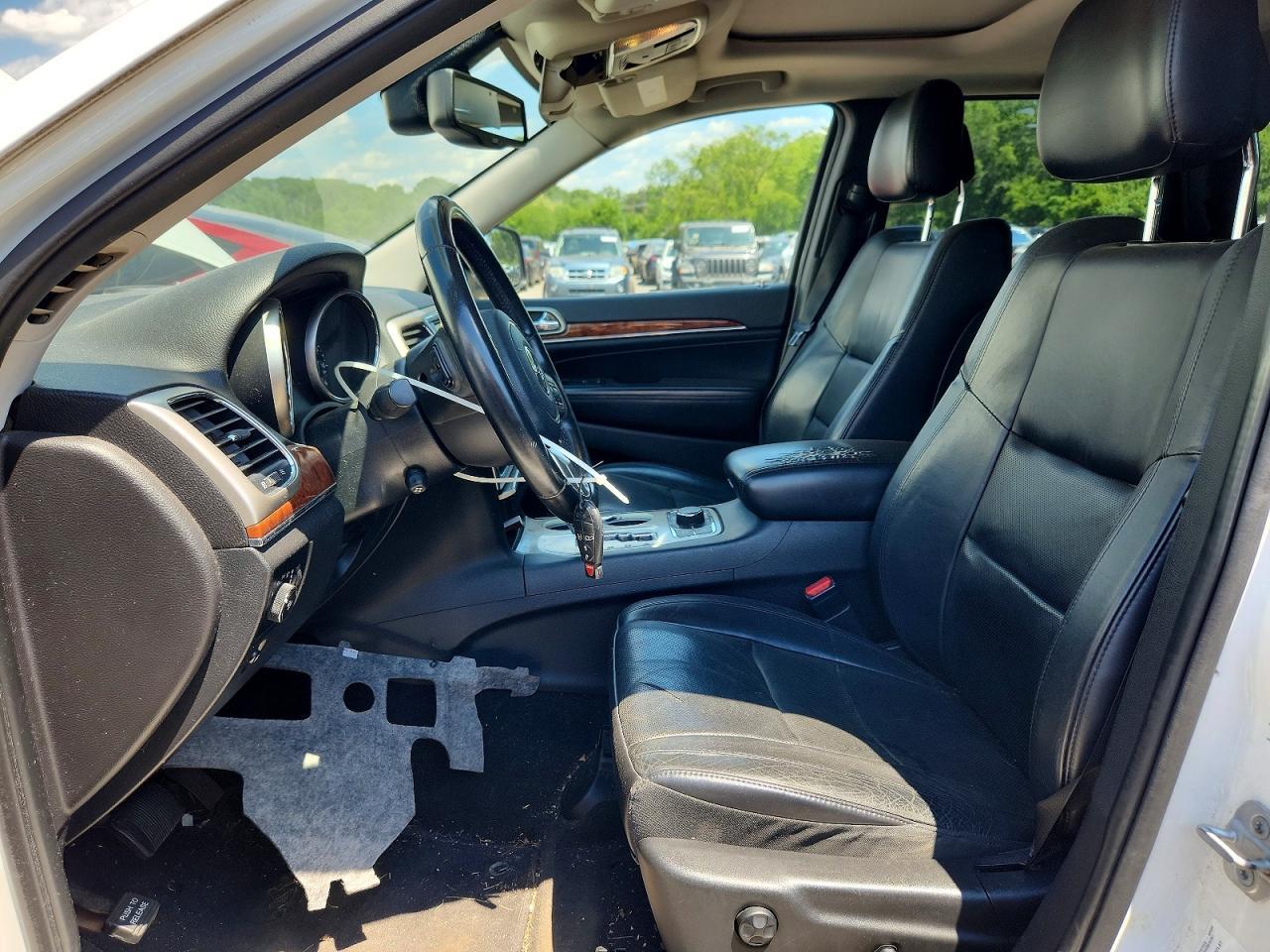 2013 Jeep Grand Cherokee - Image 7