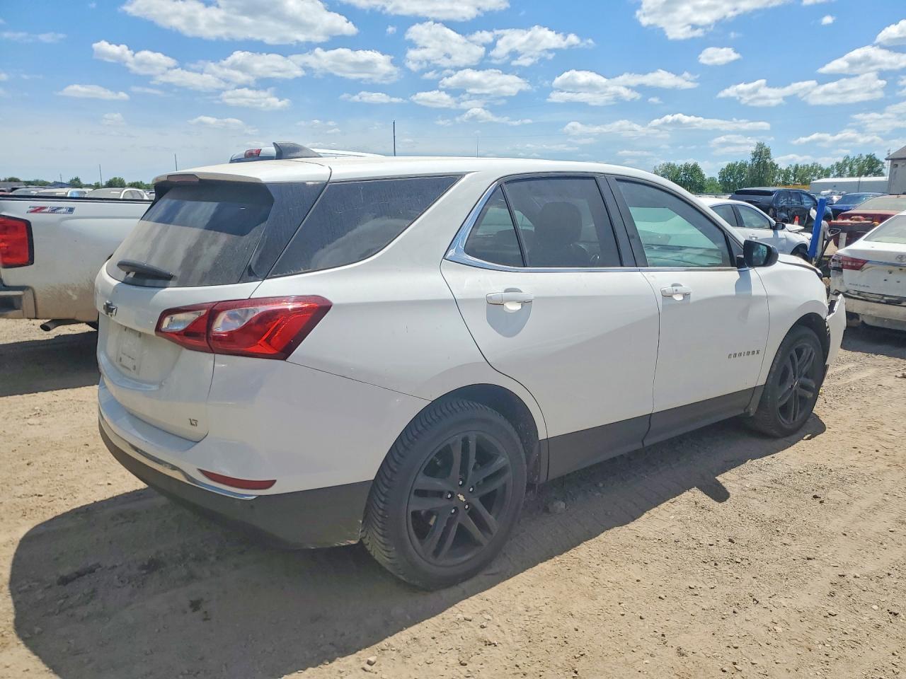 2021 Chevrolet Equinox Lt - Фото 3