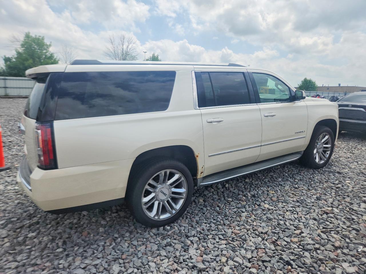 2015 GMC Yukon Xl Denali - Фото 3