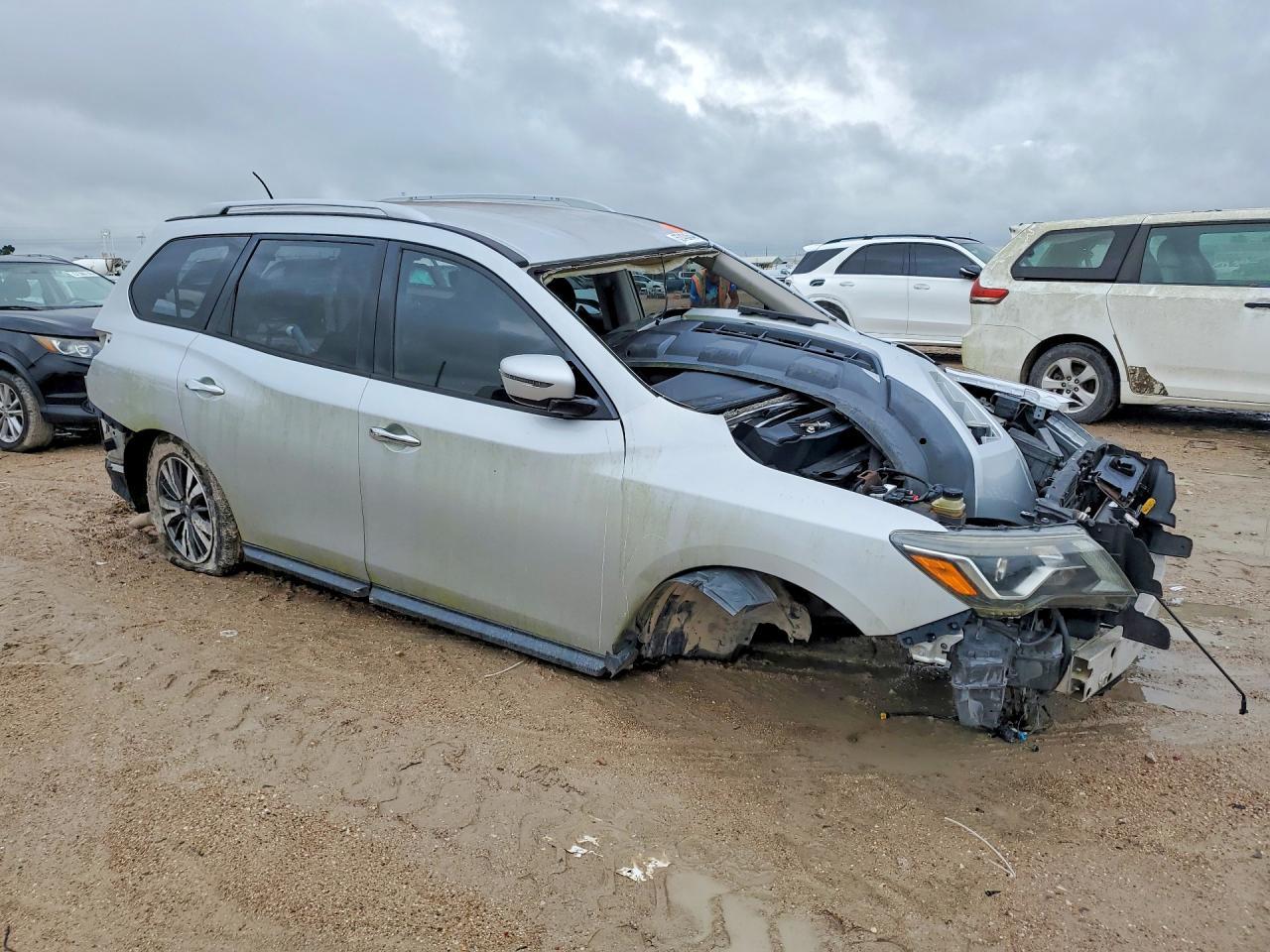 2018 Nissan Pathfinder Sv - Фото 4