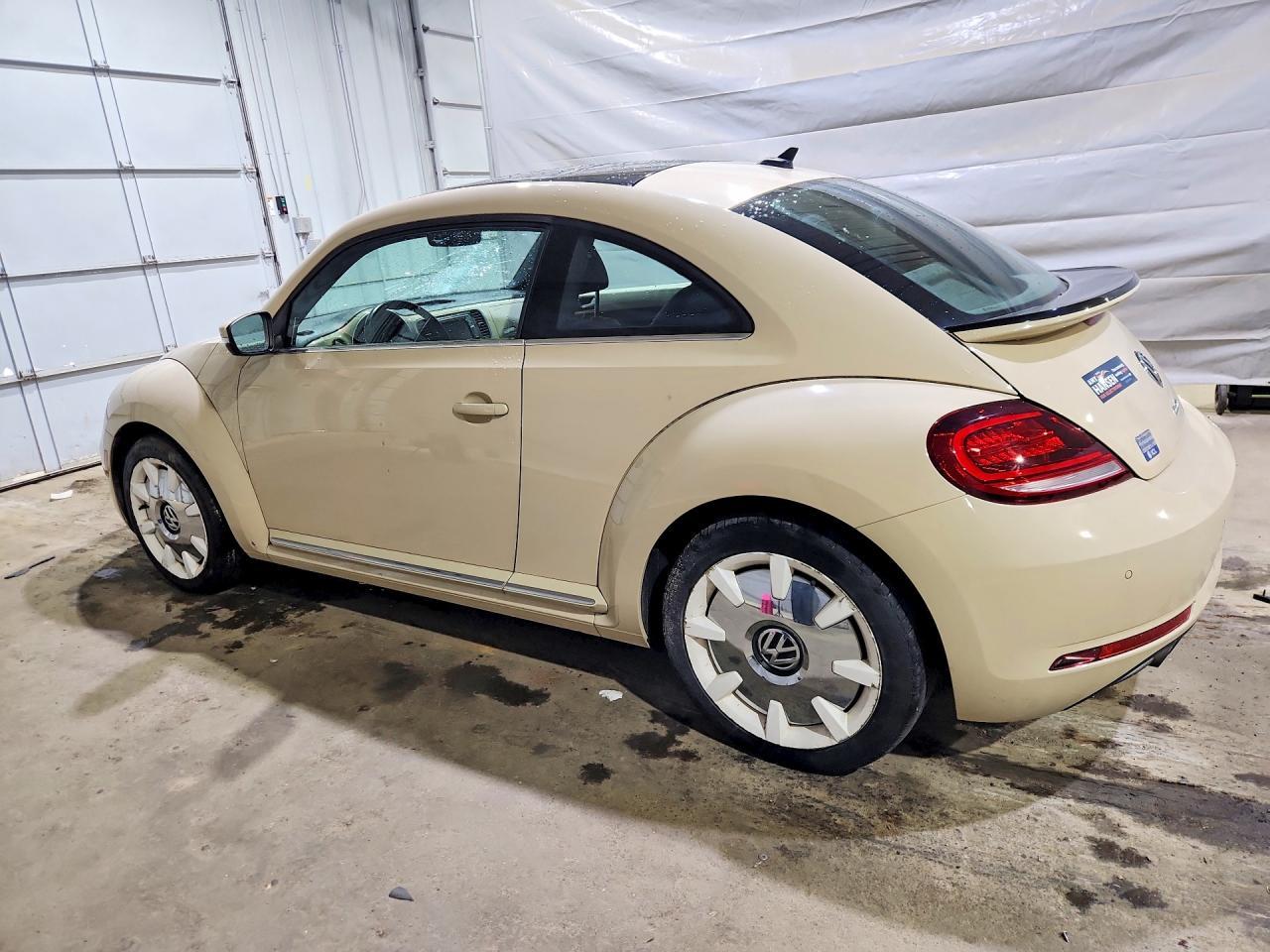 2019 Volkswagen Beetle S/Final Edition Se/Final Edition Sel - Фото 2
