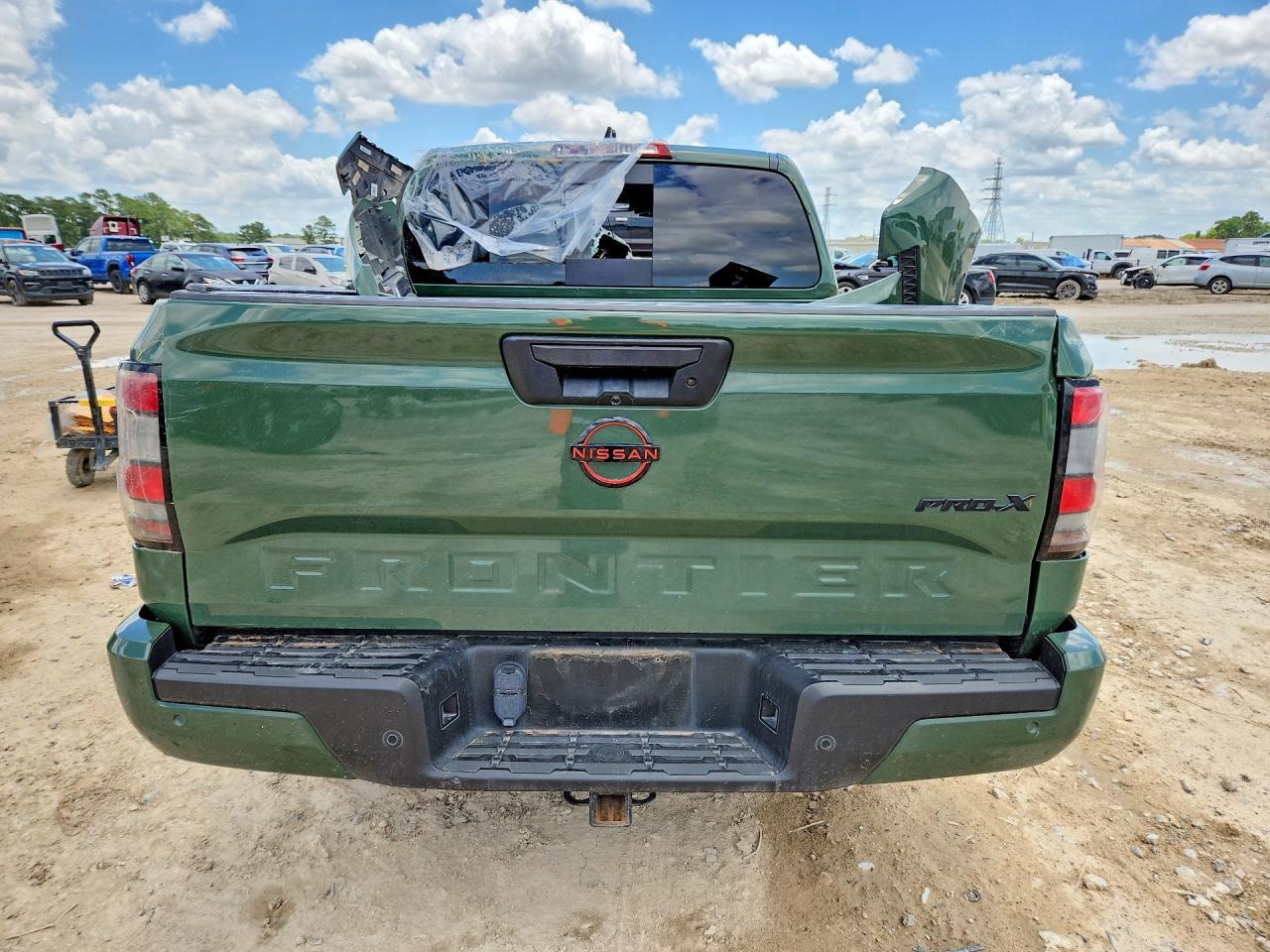2024 Nissan Frontier Pro-X - Image 6