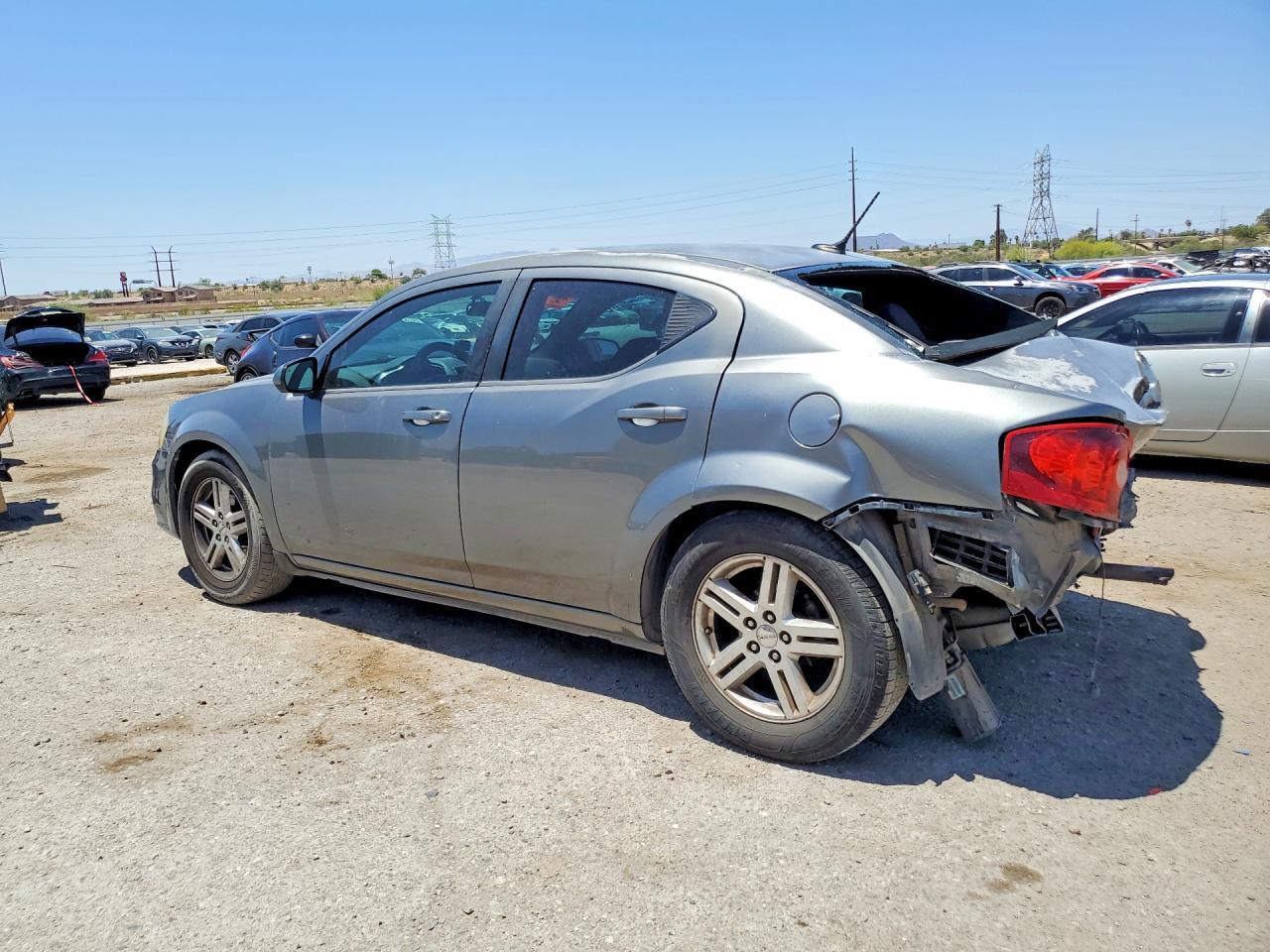 2012 Dodge Avenger Sxt - Фото 2