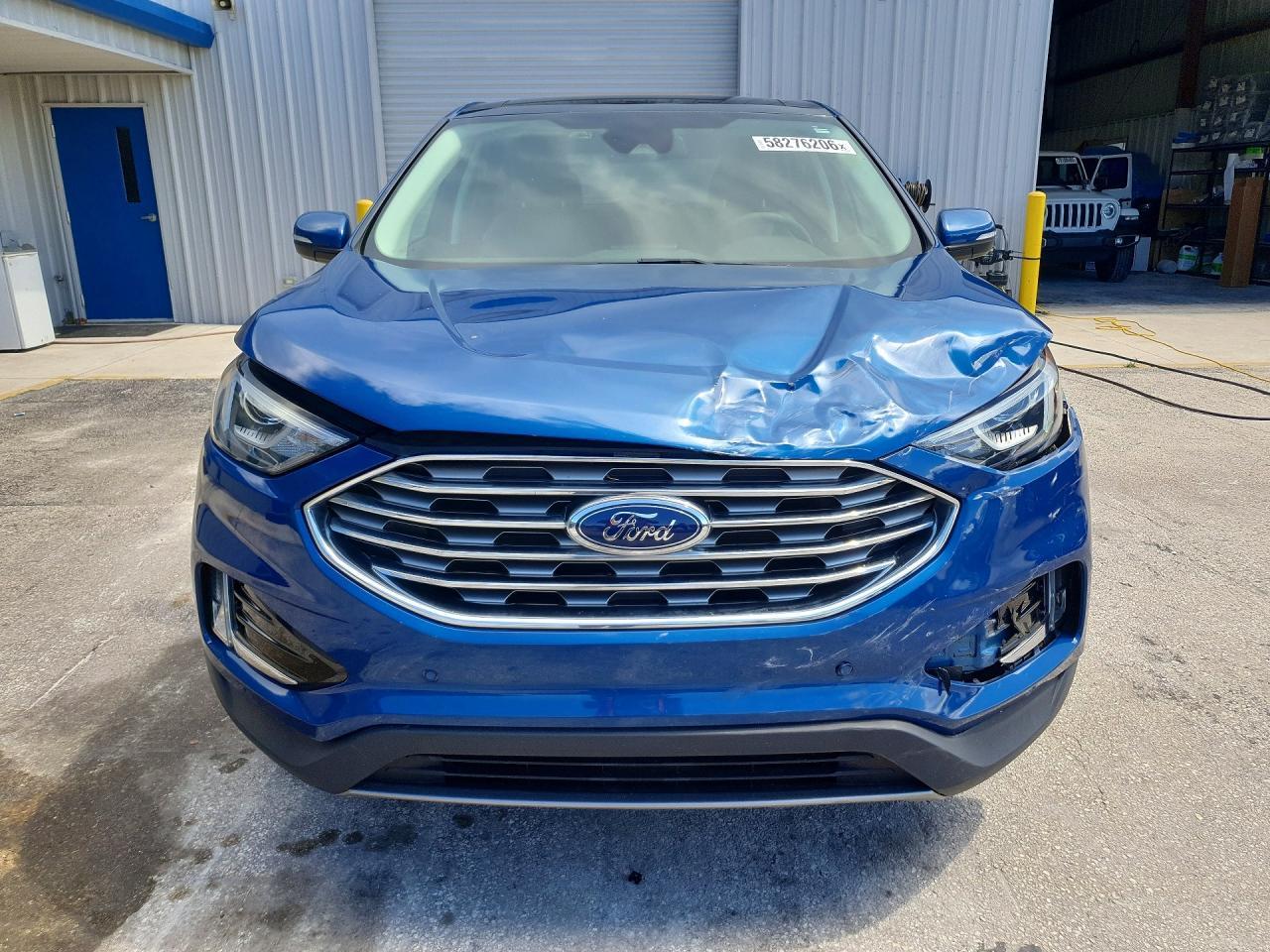 2022 Ford Edge Titanium - Фото 5