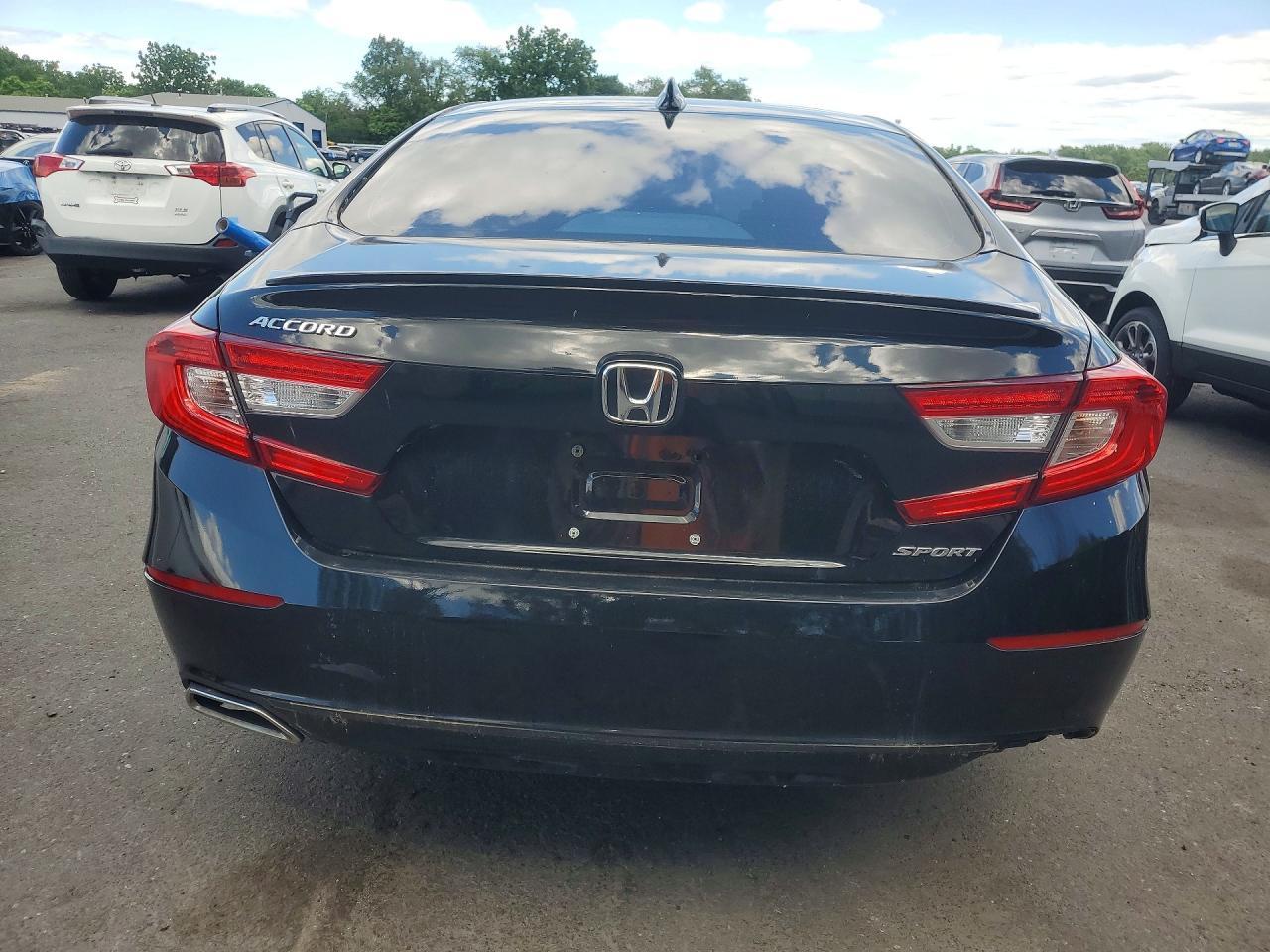 2020 Honda Accord - Фото 6