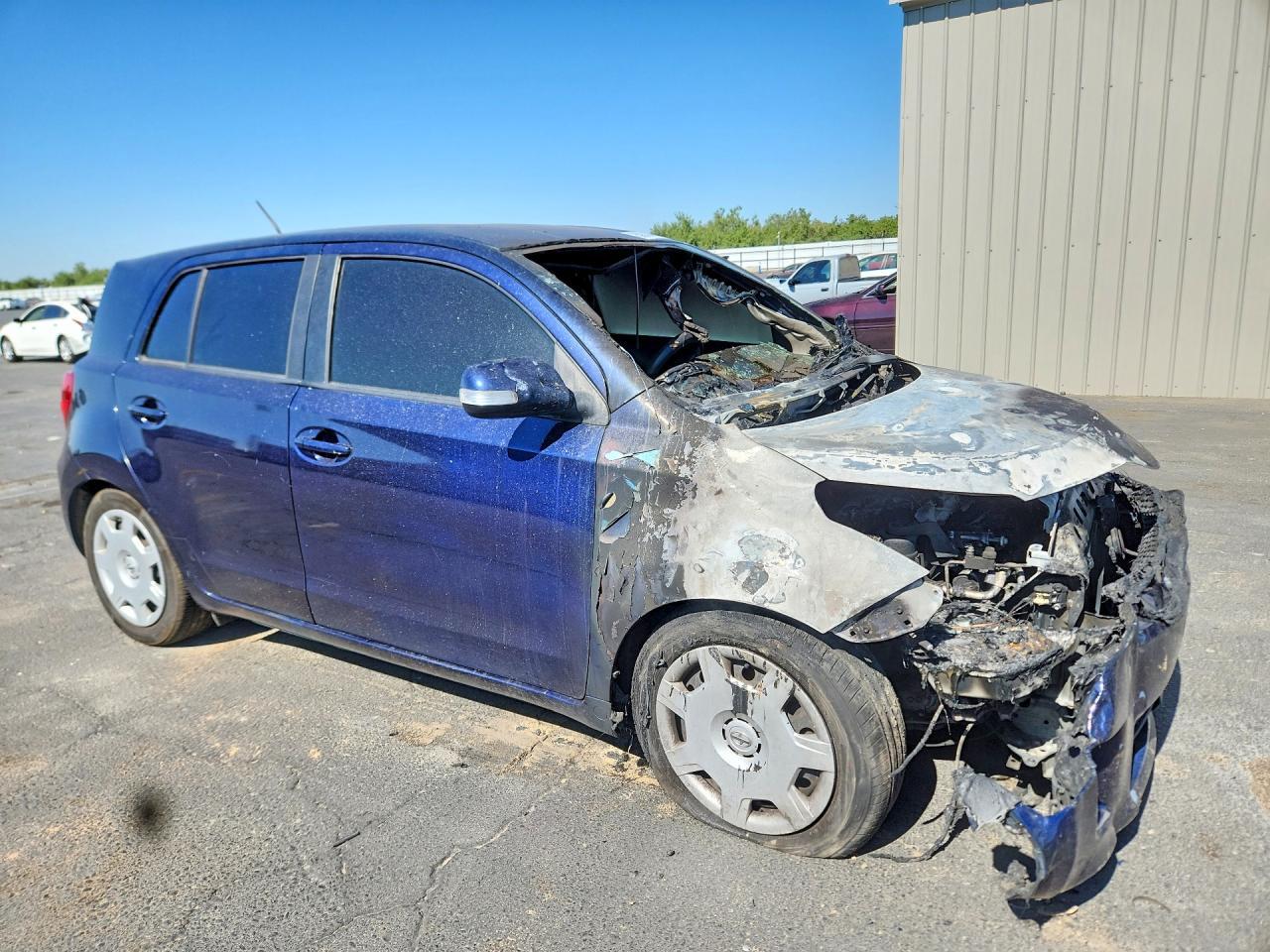 2014 Scion Xd Base - Фото 4