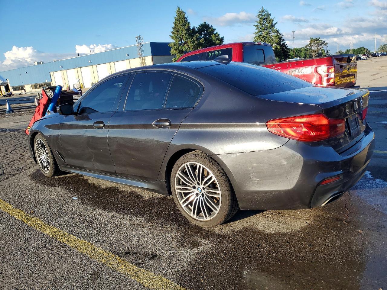 2019 BMW 530 I - Image 2