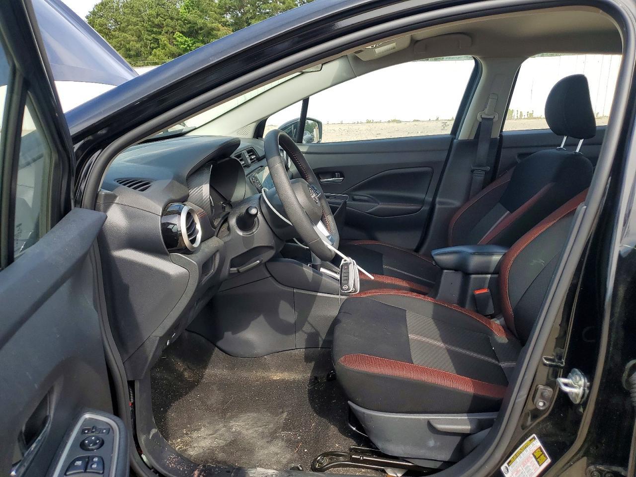 2025 Nissan Versa Sr - Image 7