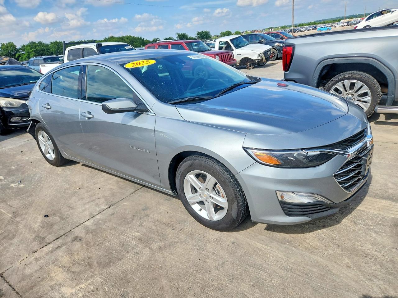 2025 Chevrolet Malibu Ls - Image 4