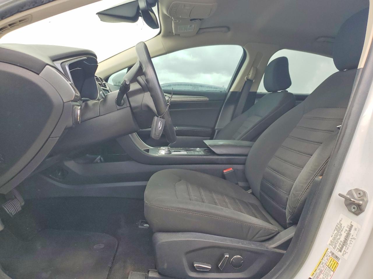 2020 Ford Fusion Se - Фото 7