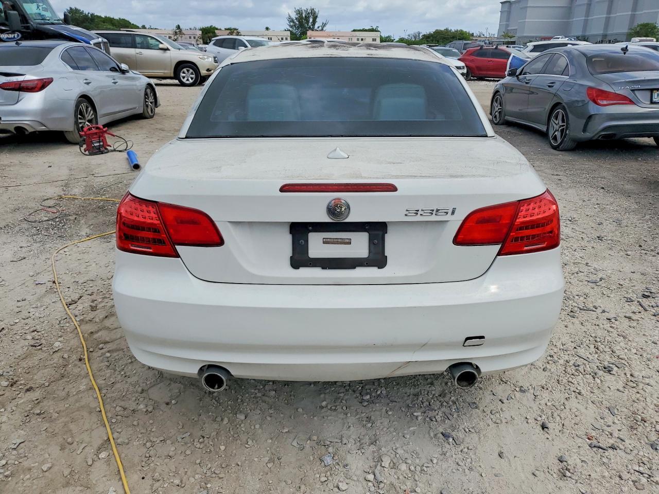 2011 BMW 335 I - Фото 6