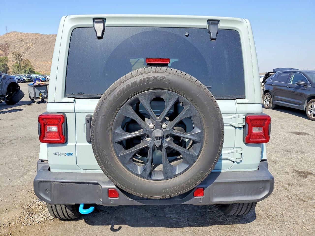 2024 Jeep Wrangler Sahara 4Xe - Фото 6