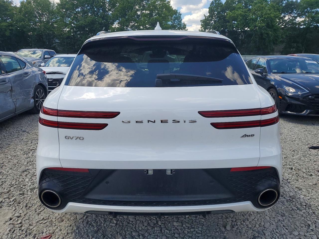 2024 Genesis Gv70 2.5T Standard - Image 6