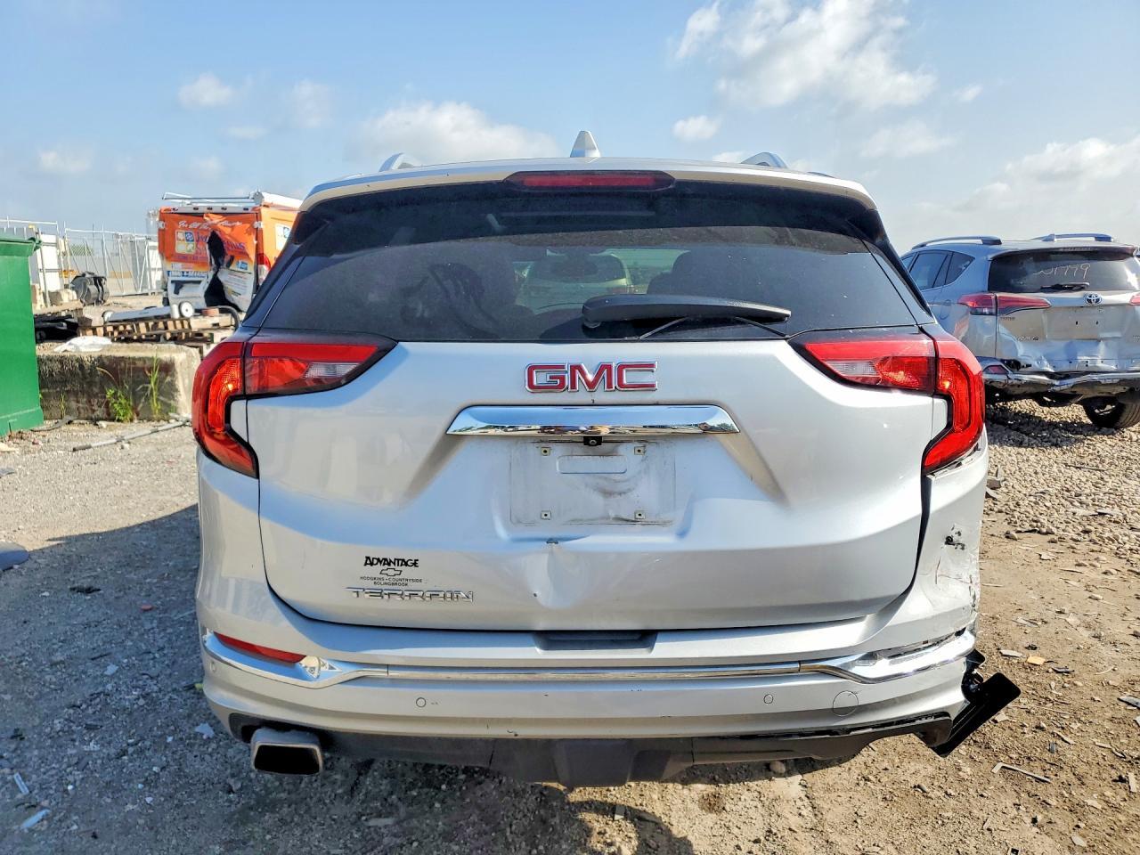 2020 GMC Terrain Denali - Фото 6