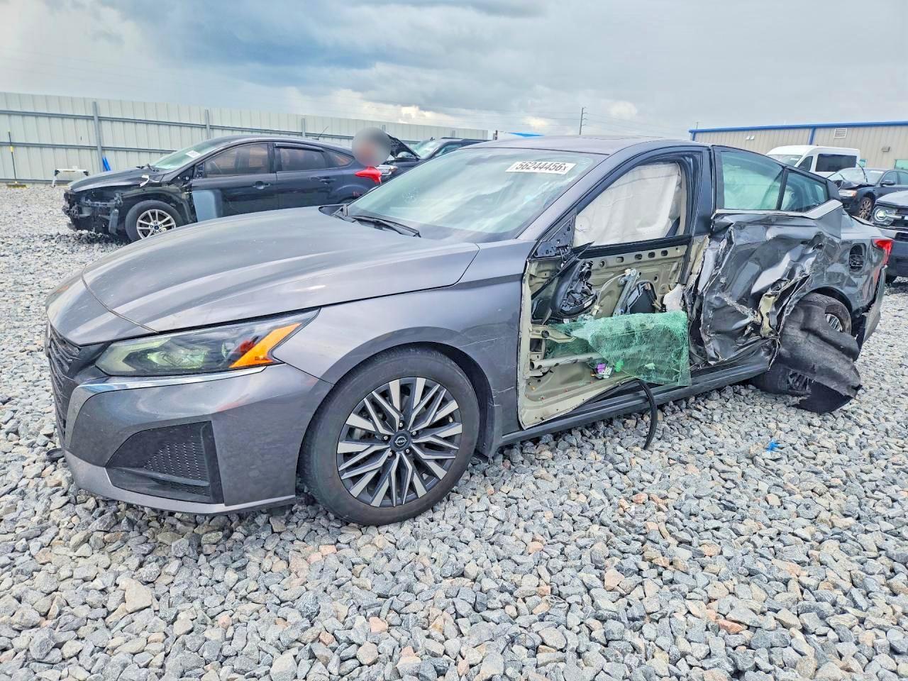 2024 Nissan Altima Sv