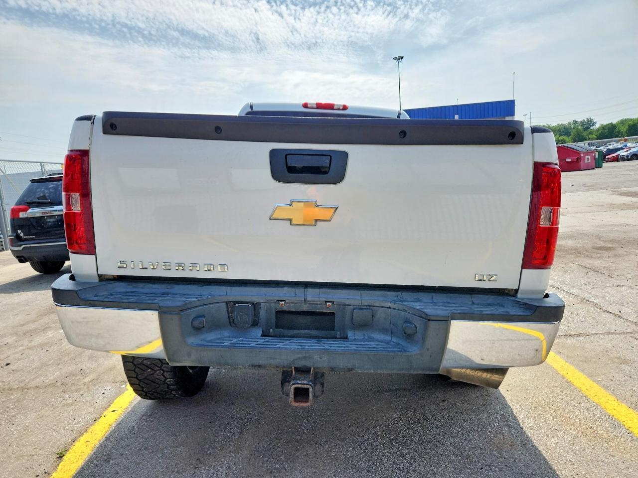 2007 Chevrolet Silverado K2500 Heavy Duty - Image 6