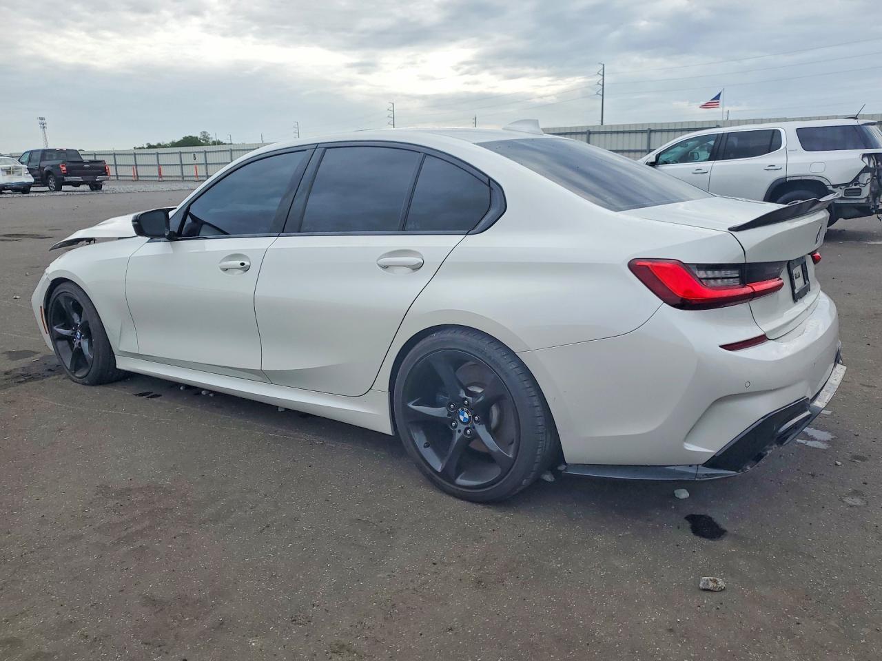 2020 BMW M340I - Фото 2