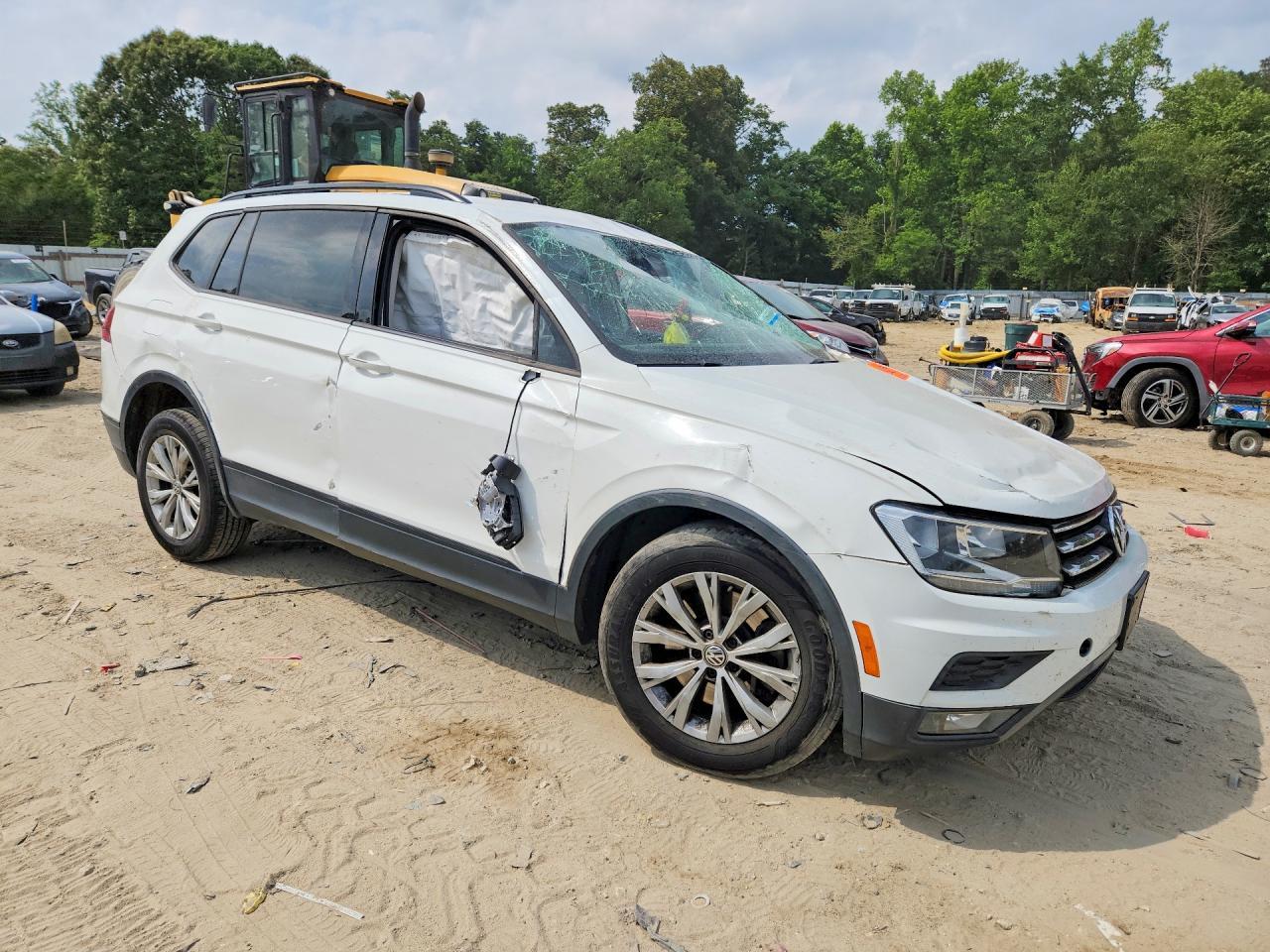 2018 Volkswagen Tiguan S - Фото 4