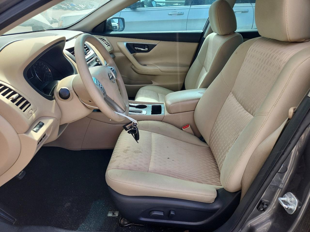 2016 Nissan Altima 2.5 S - Фото 7