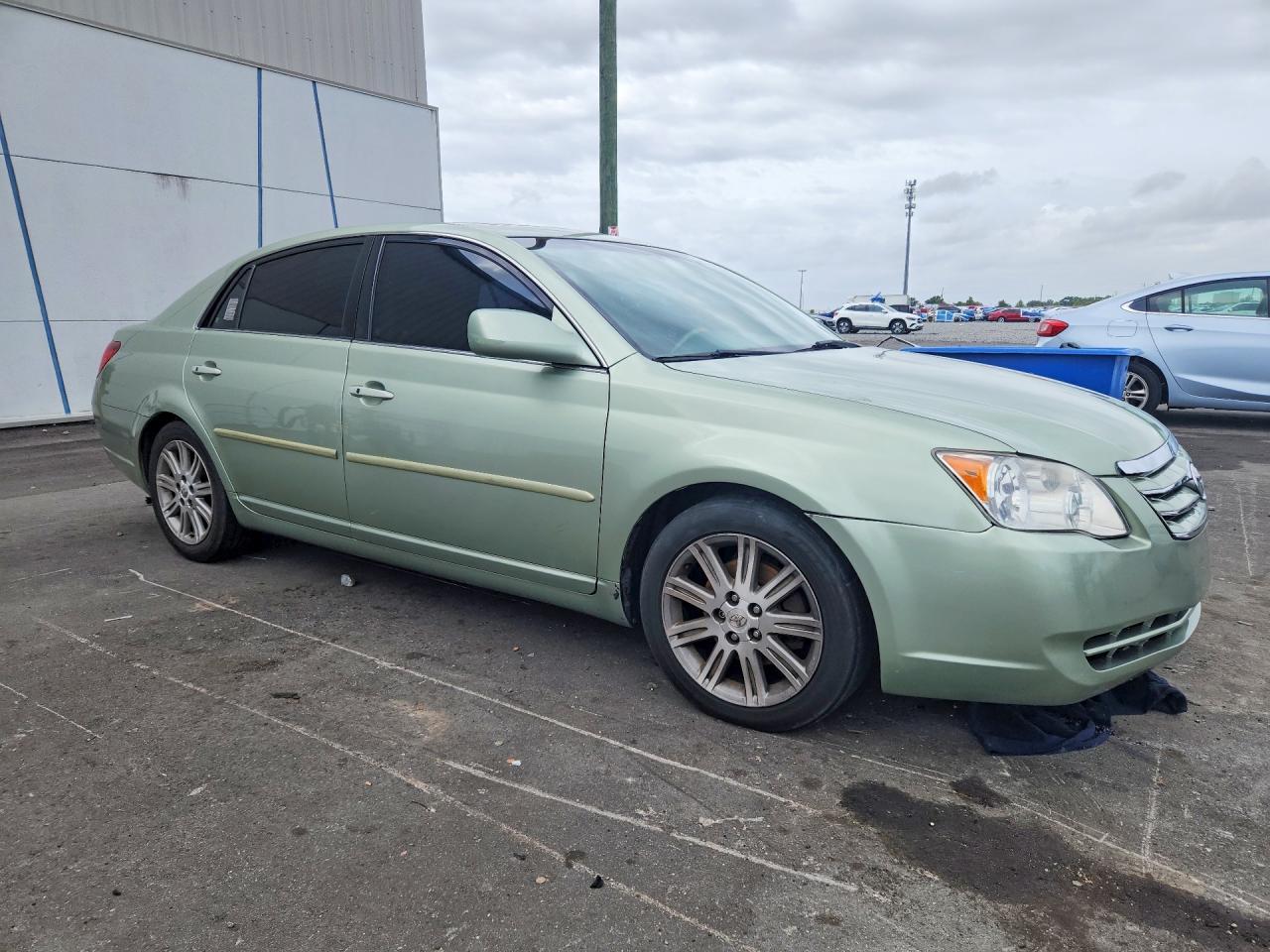 2005 Toyota Avalon Limited - Фото 4