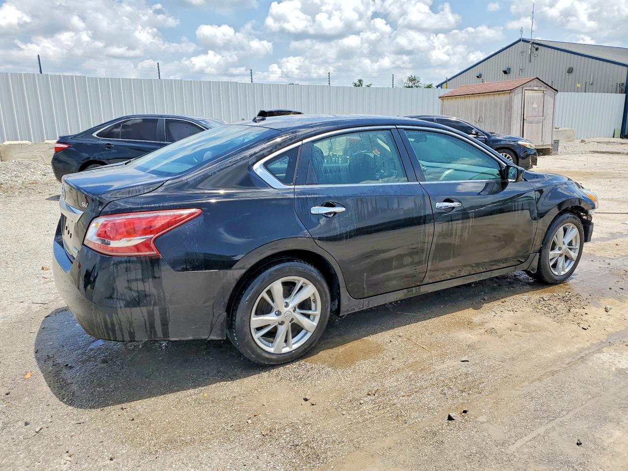 2013 Nissan Altima 2.5 - Image 3
