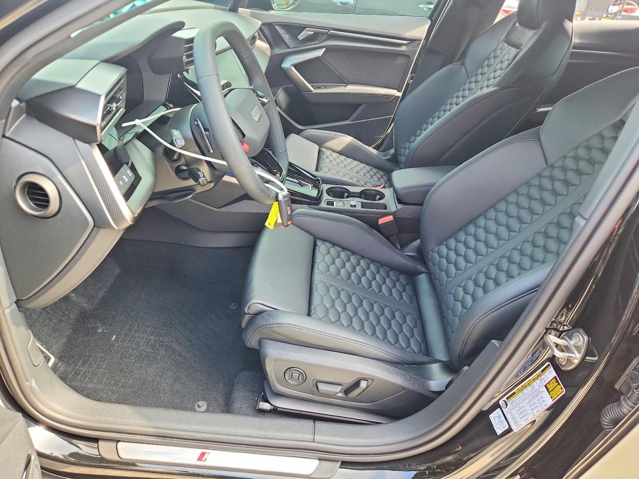 2025 Audi Rs3 - Image 7