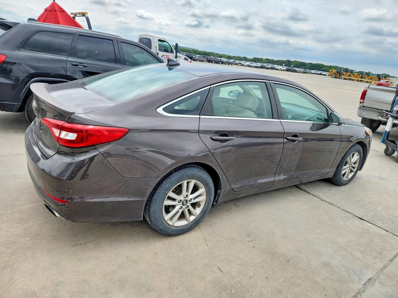 2015 Hyundai Sonata Se - Image 3