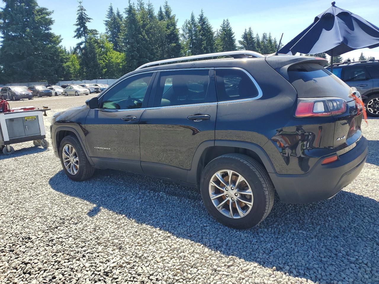 2019 Jeep Cherokee Latitude Plus - Image 2