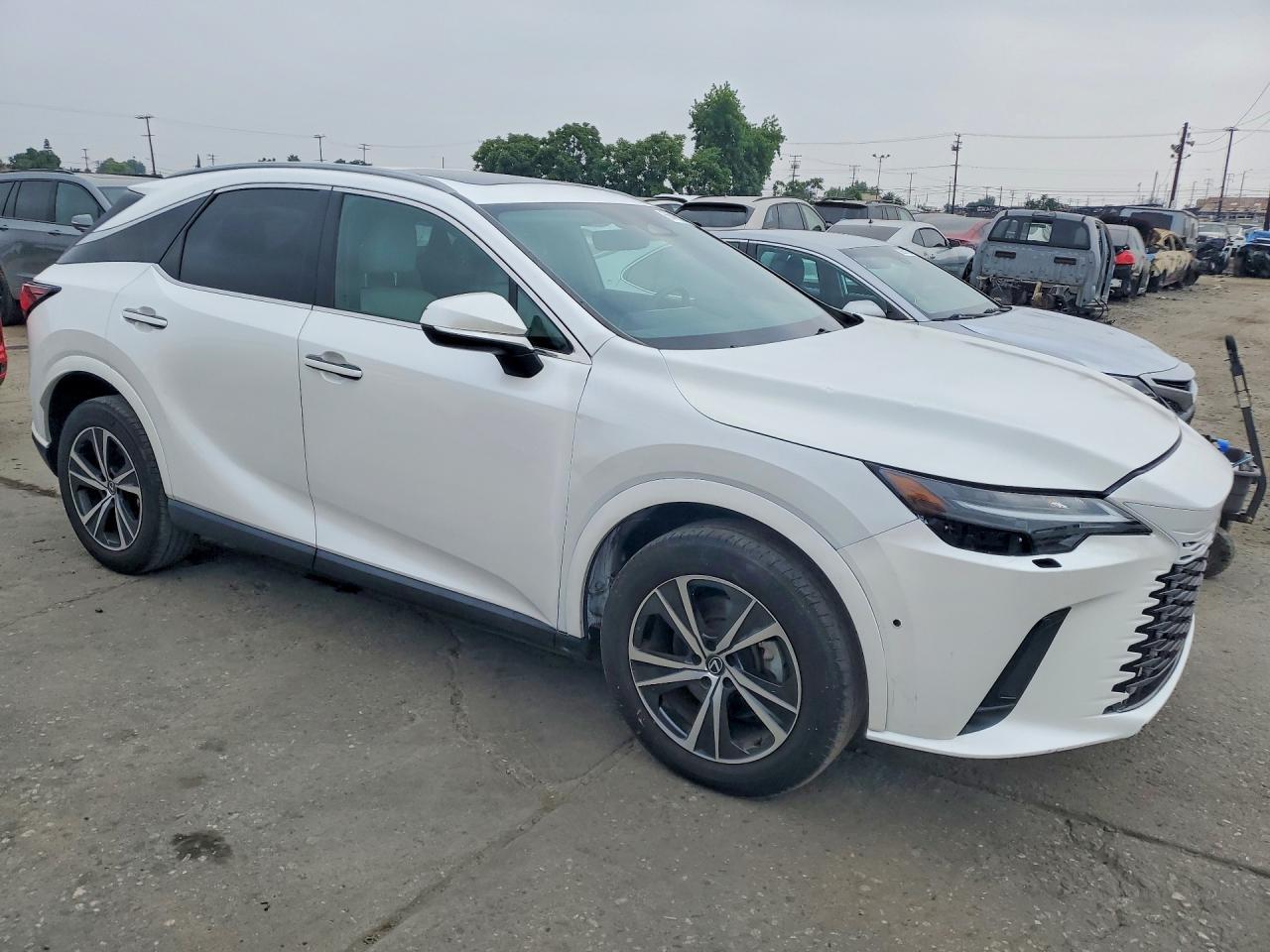 2023 Lexus Rx 350 Premium - Image 4