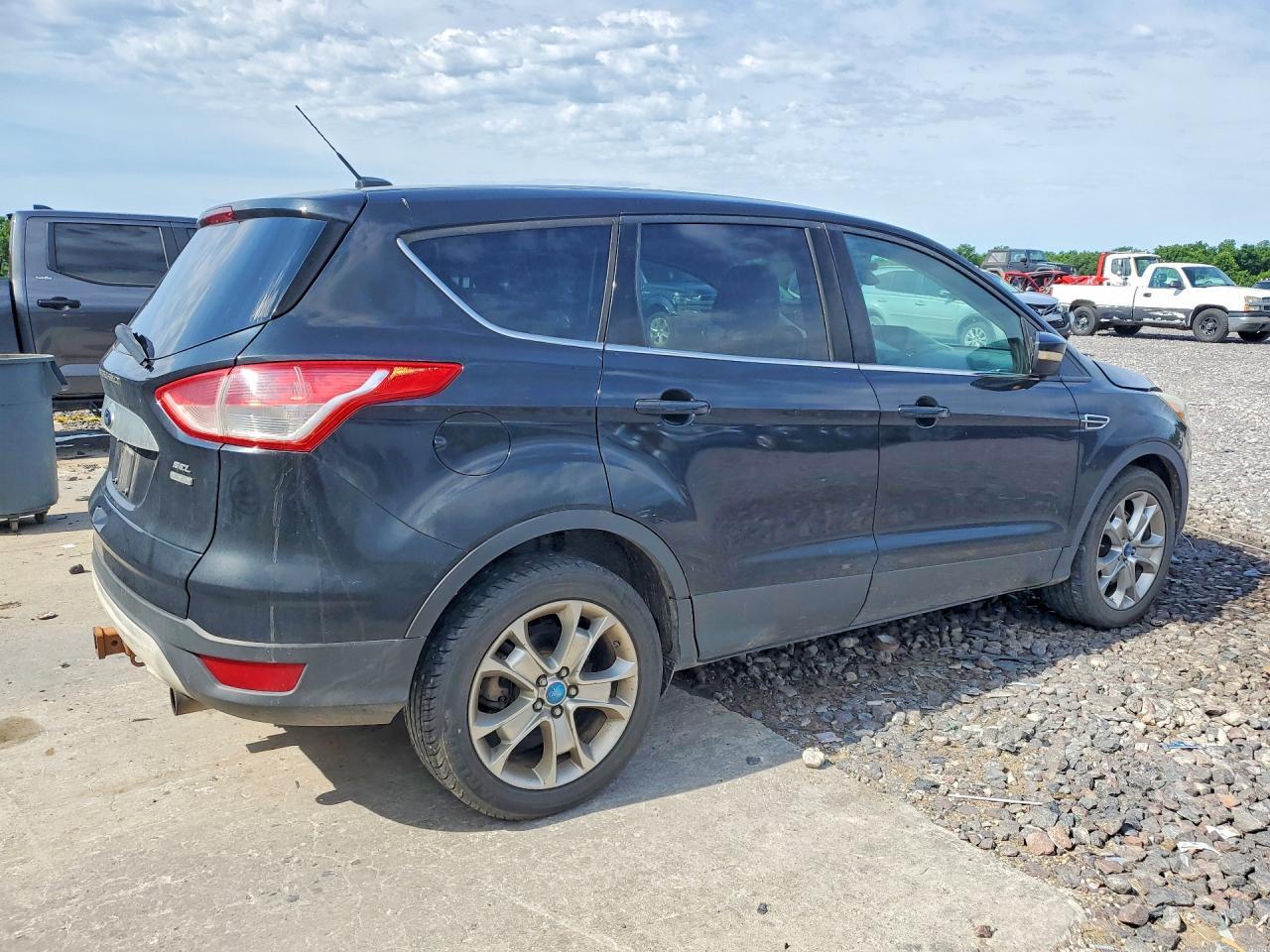 2013 Ford Escape Sel - Image 3