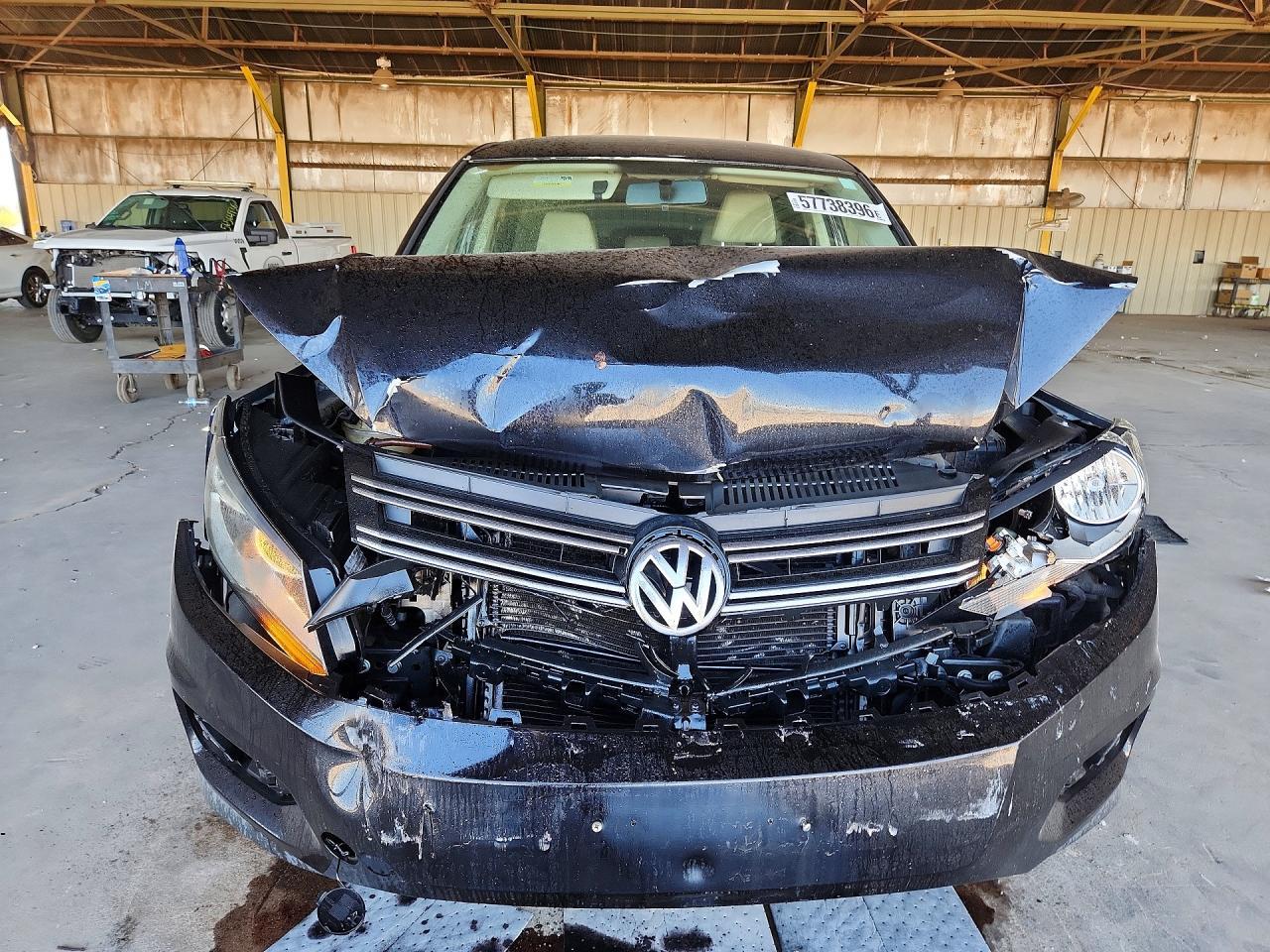2012 Volkswagen Tiguan S - Фото 5