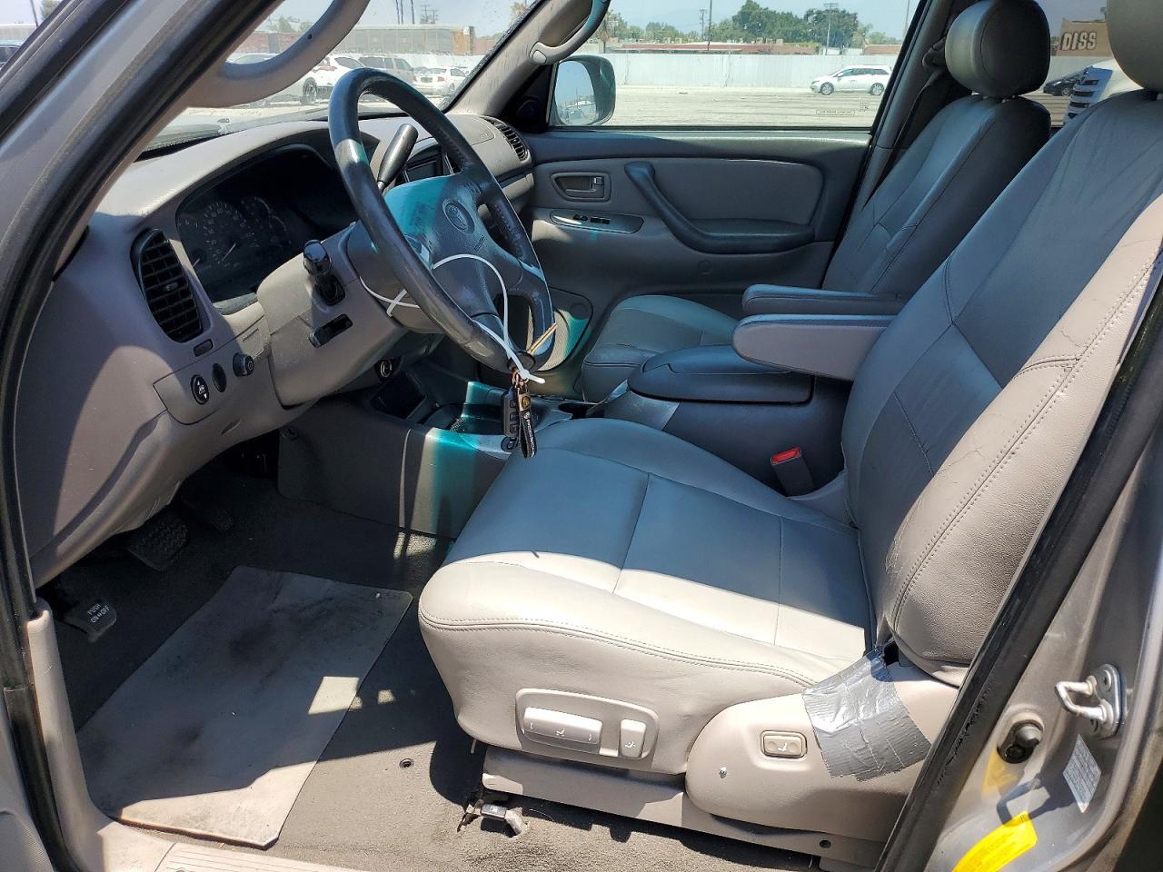 2002 Toyota Sequoia Limited - Фото 7
