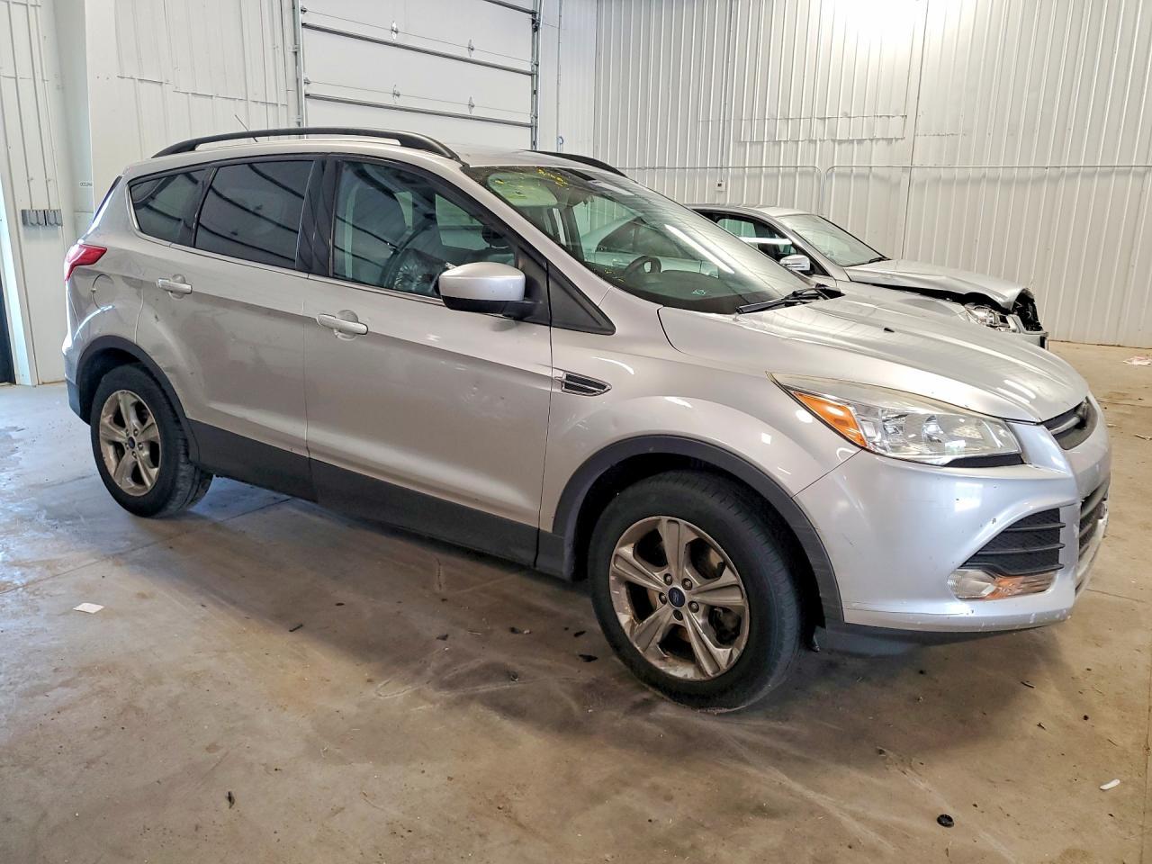 2016 Ford Escape Se - Фото 4