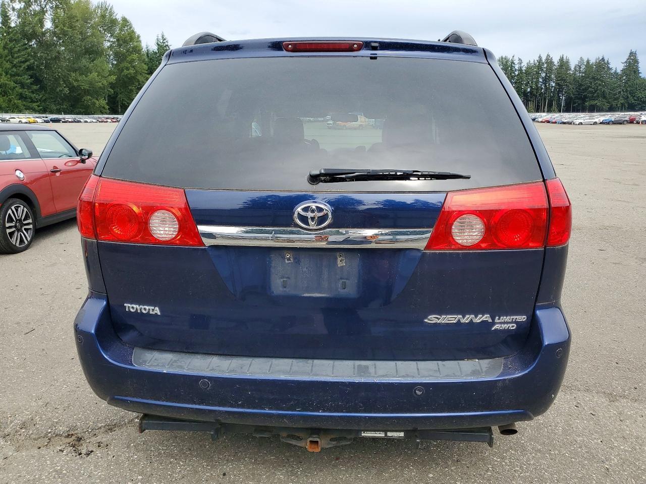 2007 Toyota Sienna Xle Limited 7-Passenger - Image 6