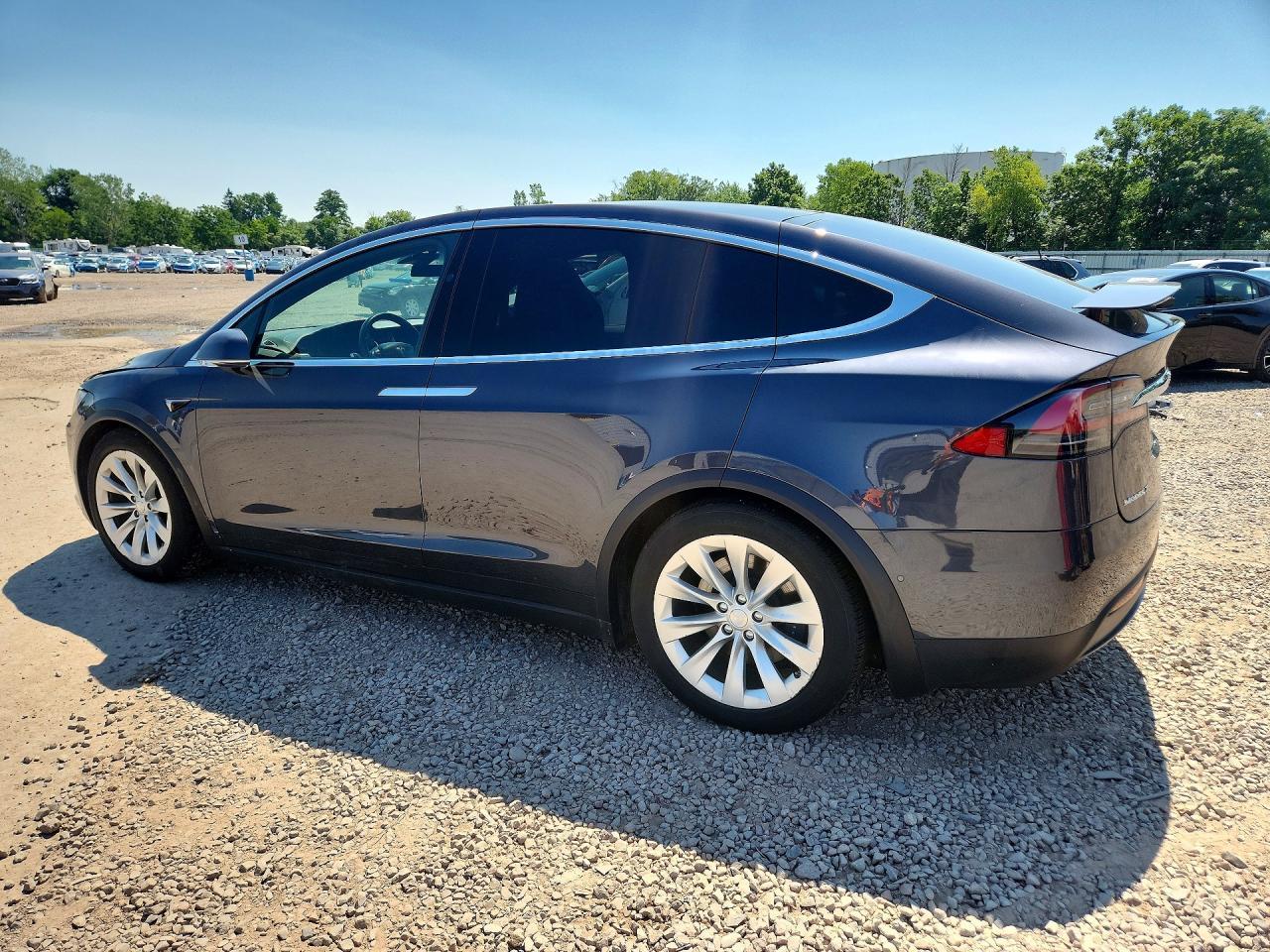 2018 Tesla Model X - Фото 2