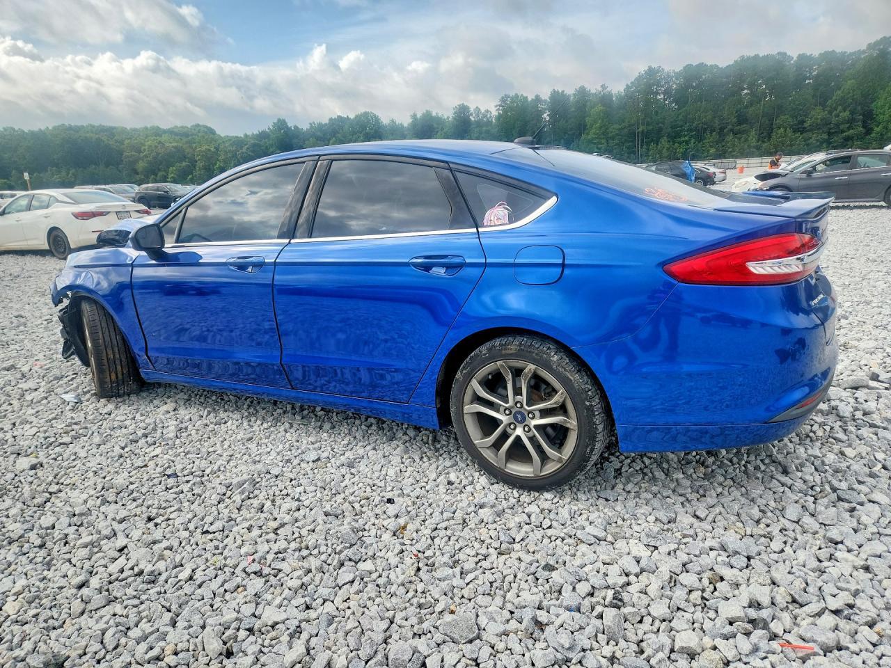 2017 Ford Fusion Se - Фото 2