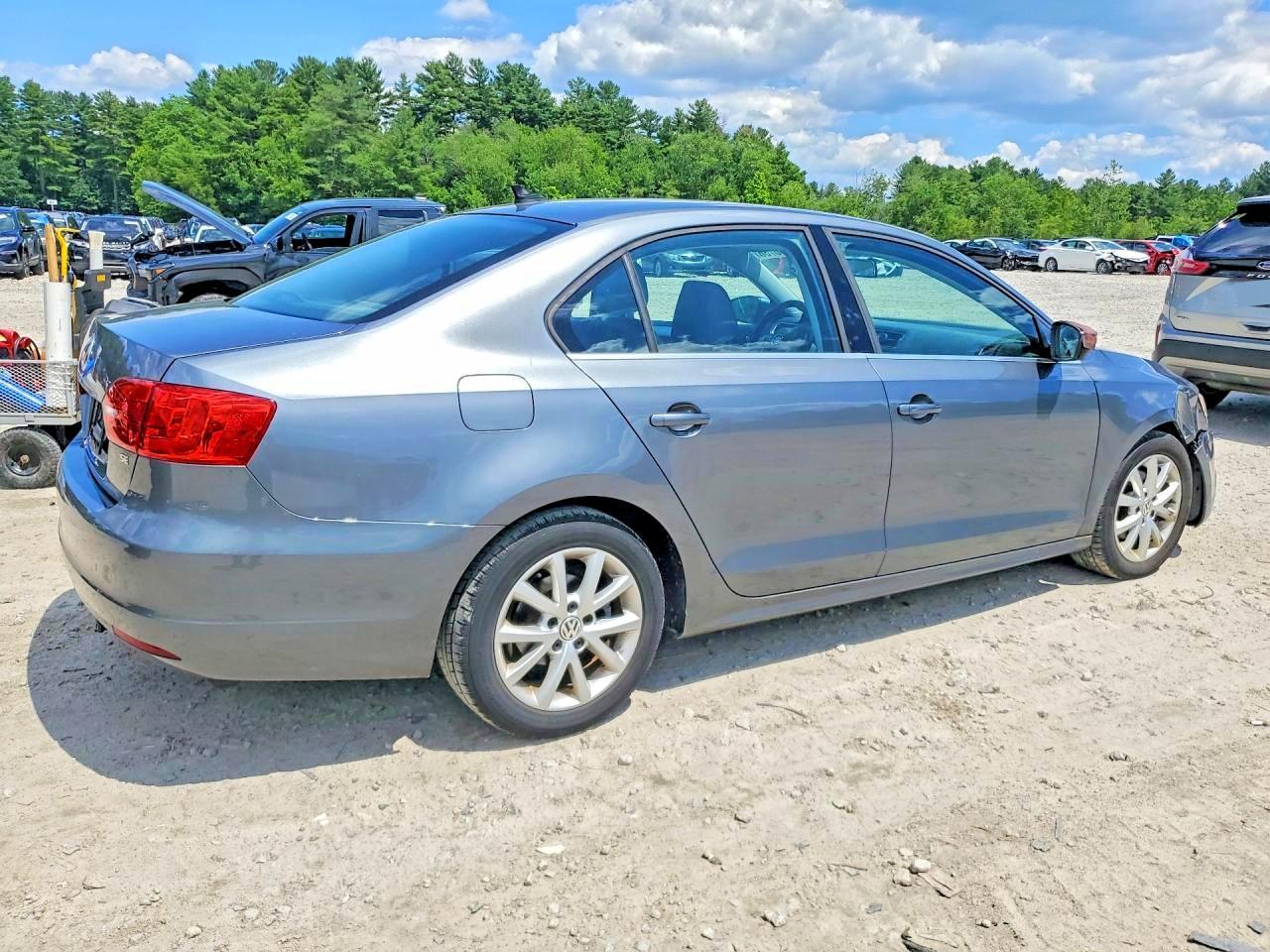 2014 Volkswagen Jetta Se - Фото 3
