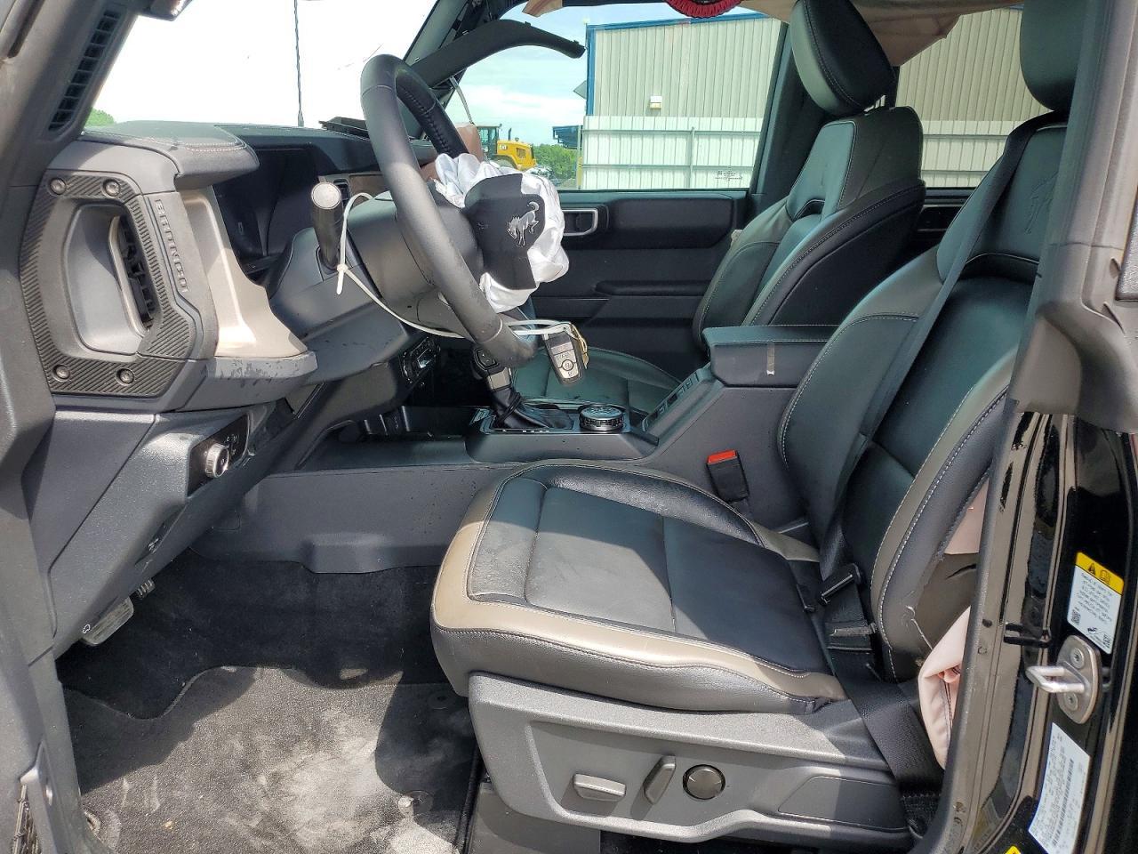 2025 Ford Bronco Outer Banks - Фото 7