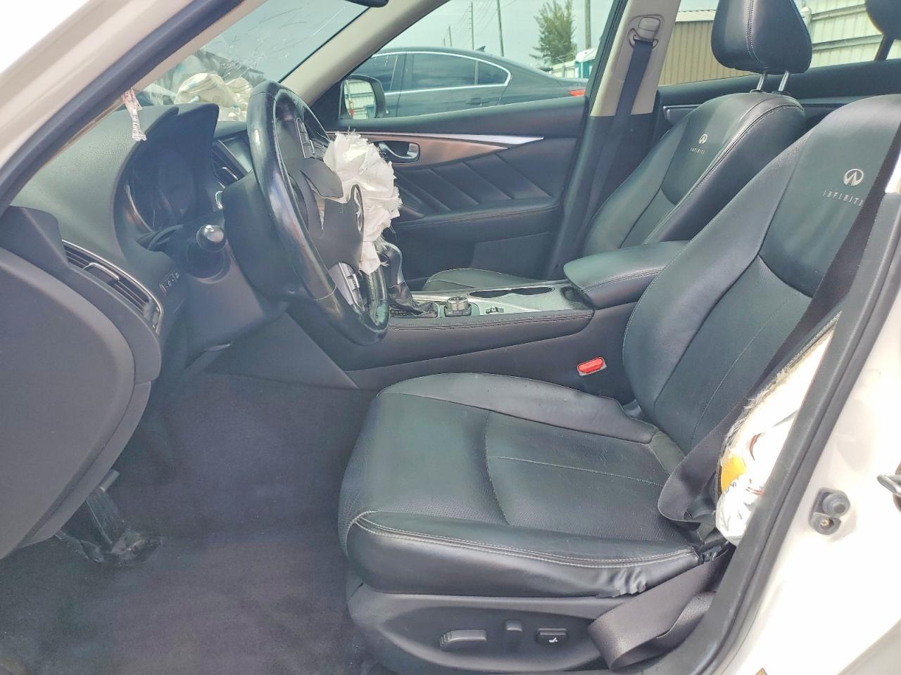 2014 Infiniti Q50 Premium - Image 7