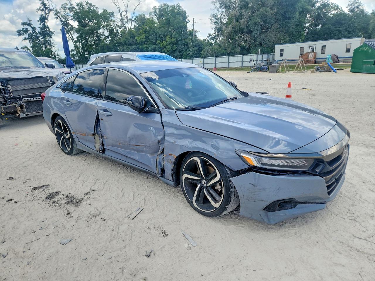 2022 Honda Accord Sport - Image 4