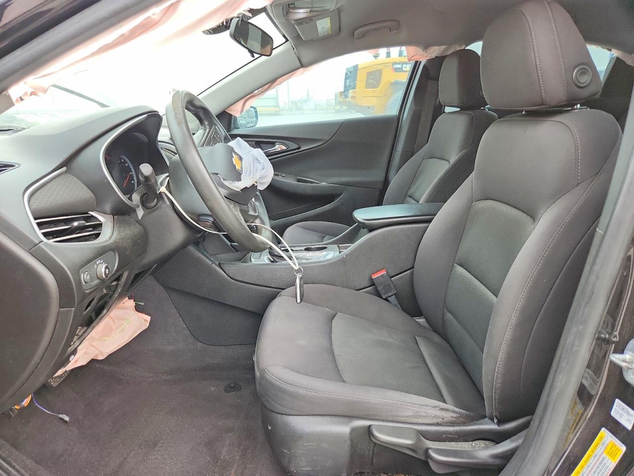 2017 Chevrolet Malibu Ls - Фото 7