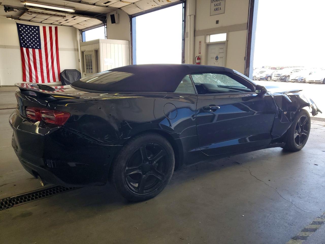 2020 Chevrolet Camaro Ls - Image 3