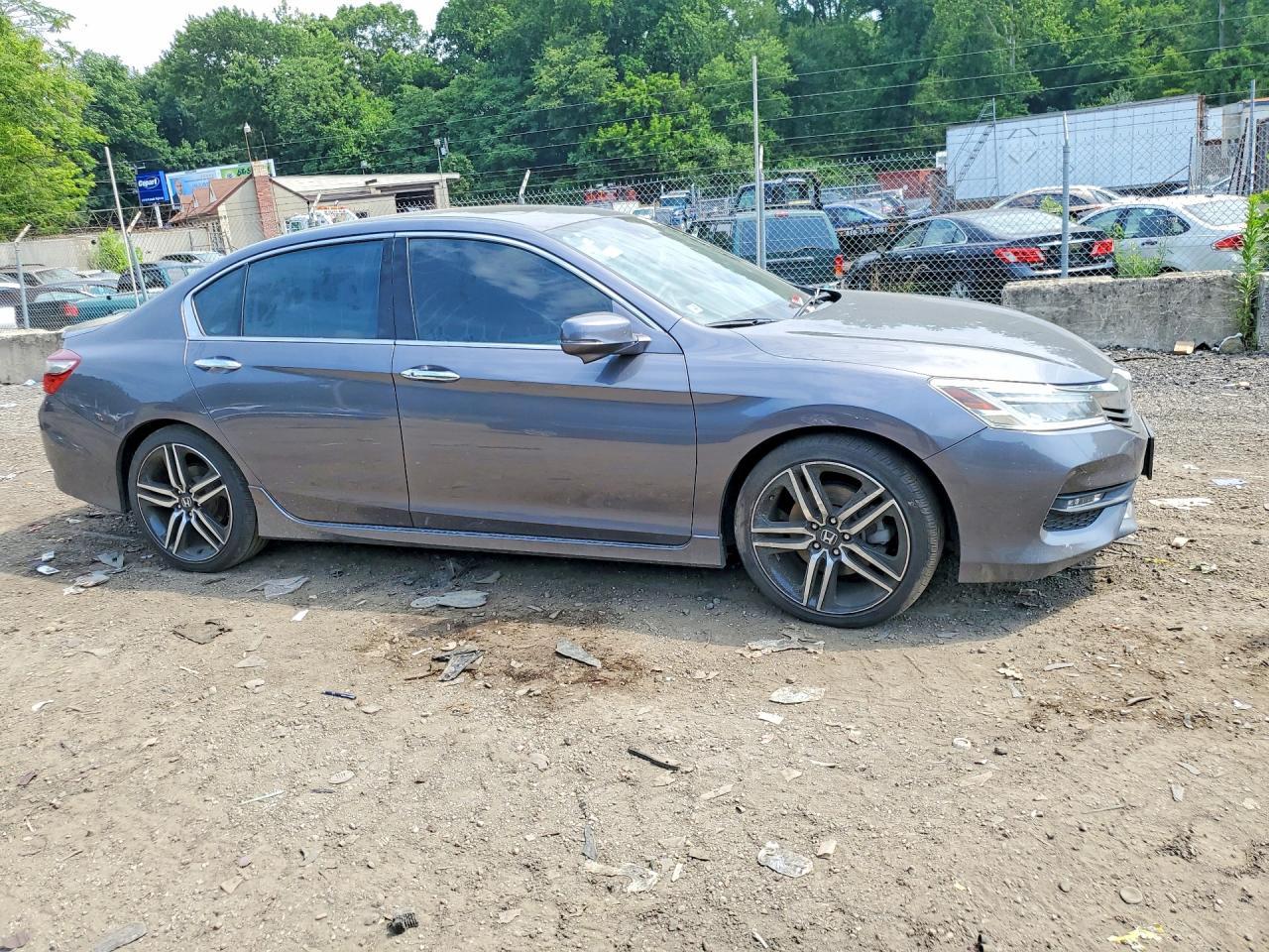 2017 Honda Accord Touring - Фото 4