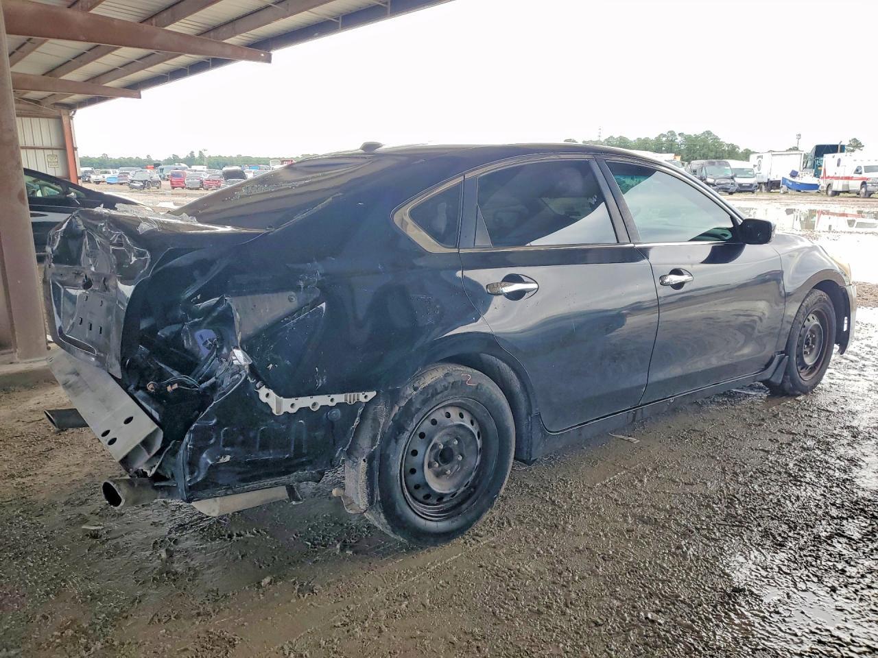2015 Nissan Altima 2.5 S - Image 3