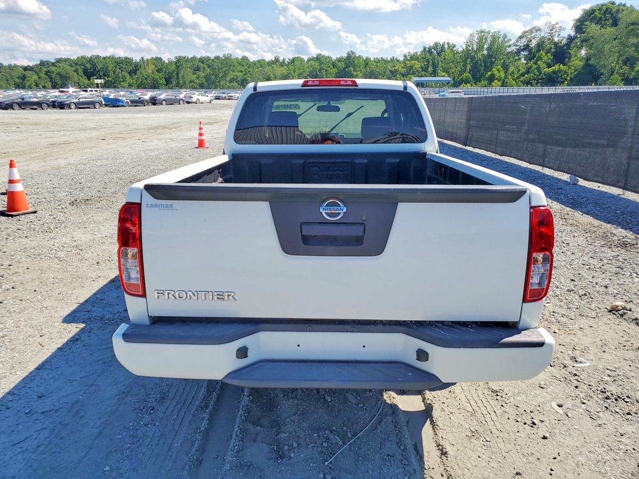 2018 Nissan Frontier S - Фото 6