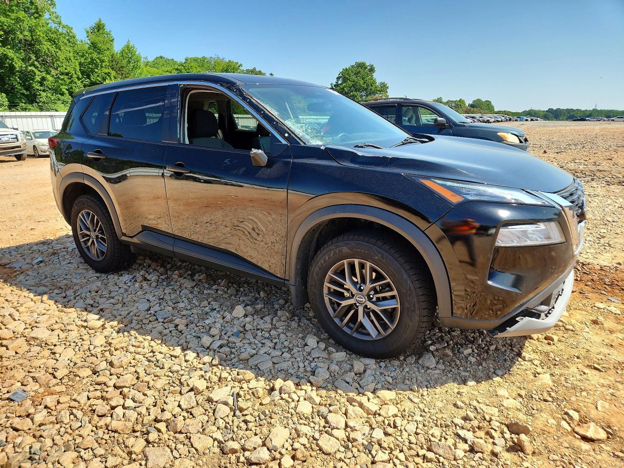 2022 Nissan Rogue S - Image 4
