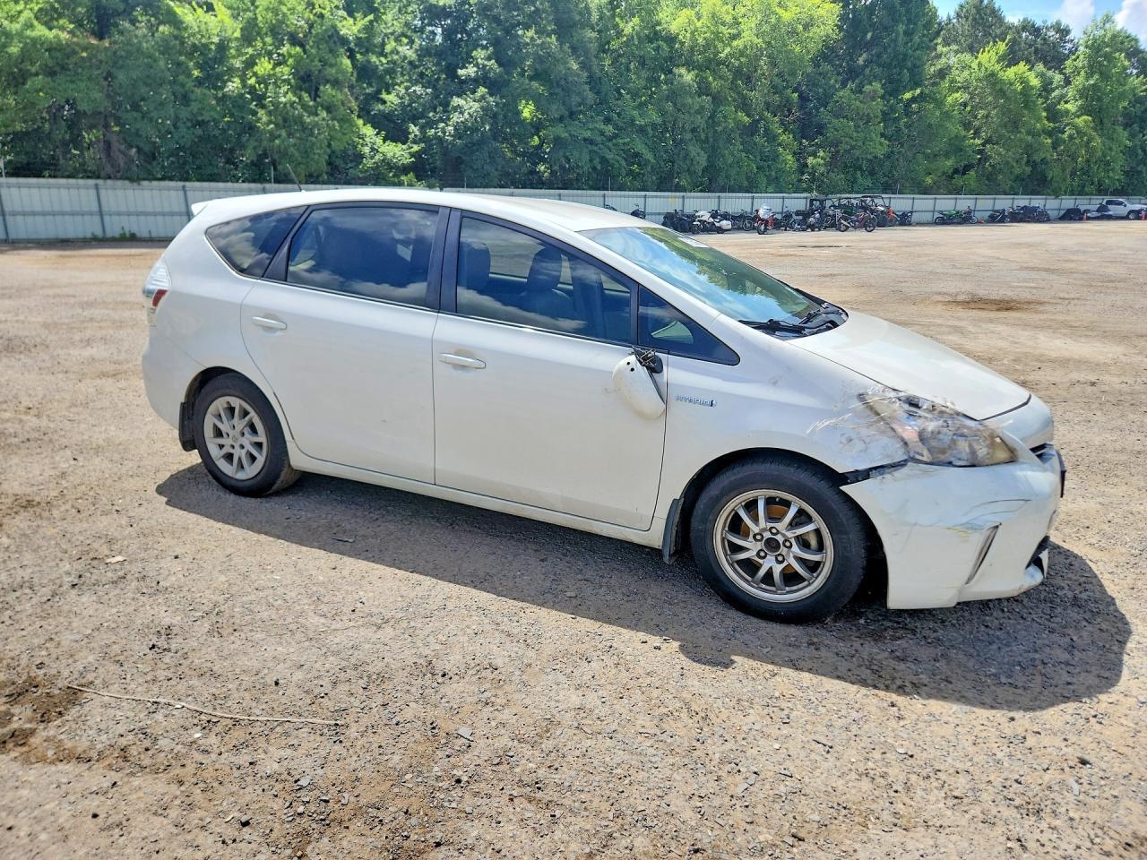 2012 Toyota Prius V Three - Image 4